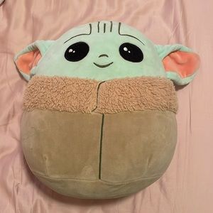 Baby Yoda Grogu Squishmallow